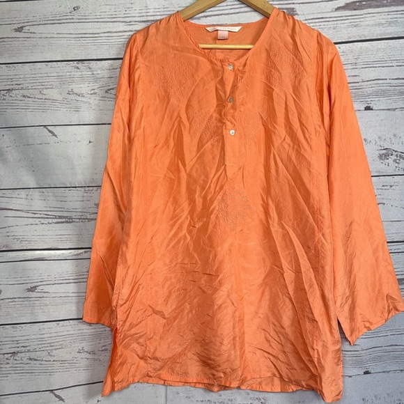 Victoria's Secret Tops - Victoria's Secret SILK Casual Tunic Size S